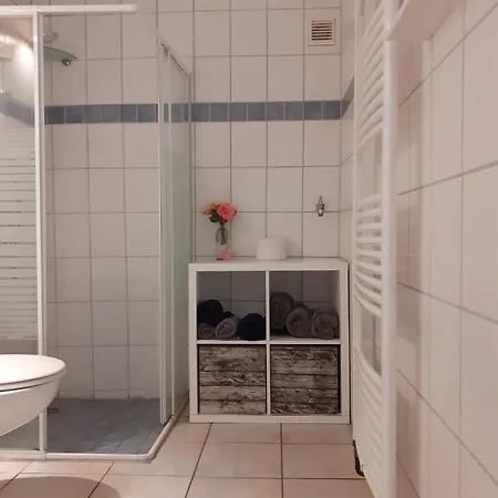 Appartement Akebys Erholung In Besonderer Atmosphaere, Inkl Pflegepony, Gastpferdeboxen Vorhanden Boren