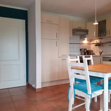 Appartement Akebys Erholung In Besonderer Atmosphaere, Inkl Pflegepony, Gastpferdeboxen Vorhanden Boren